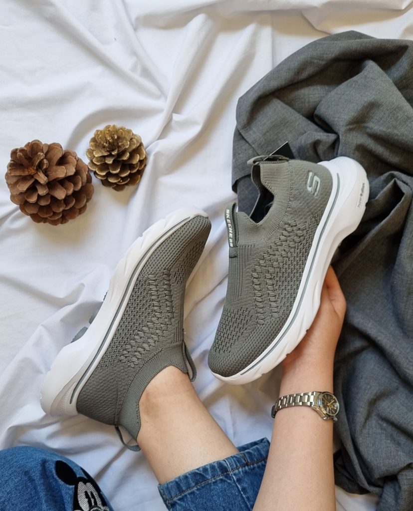 کتونی اسکیچرز رونیک کد 549